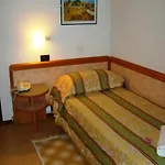 Marenghi Hotel