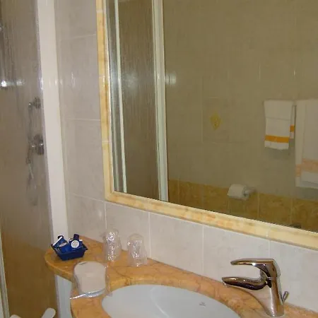 فندق Marenghi