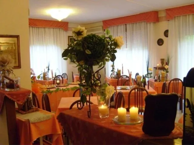 Отель Marenghi 3*